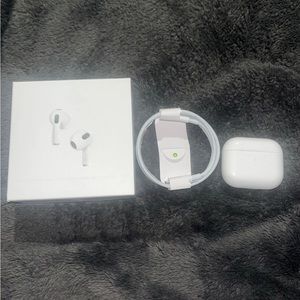 Airpods (3rd Gen)